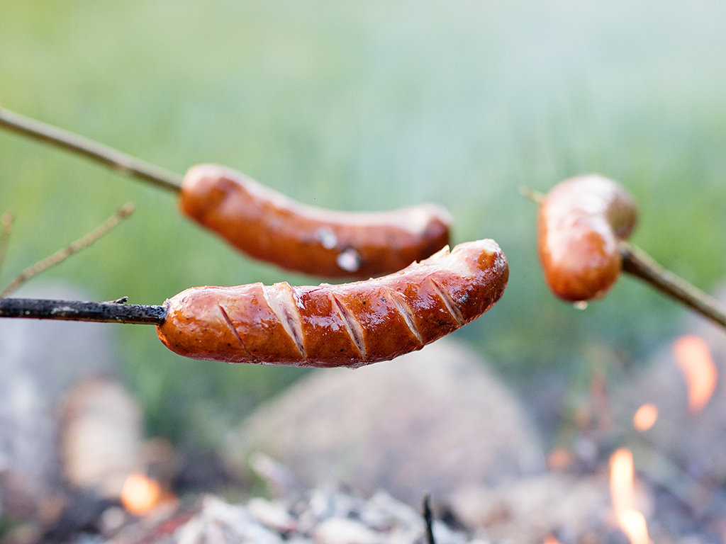 Content_Lagerfeuer_Wurst_Spiess